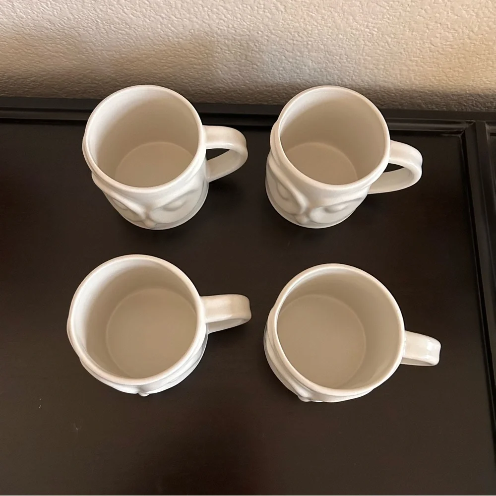 4 Pottery Barn Owl Shaped Stoneware Coffee Mugs Matte white wide eyes whimsical